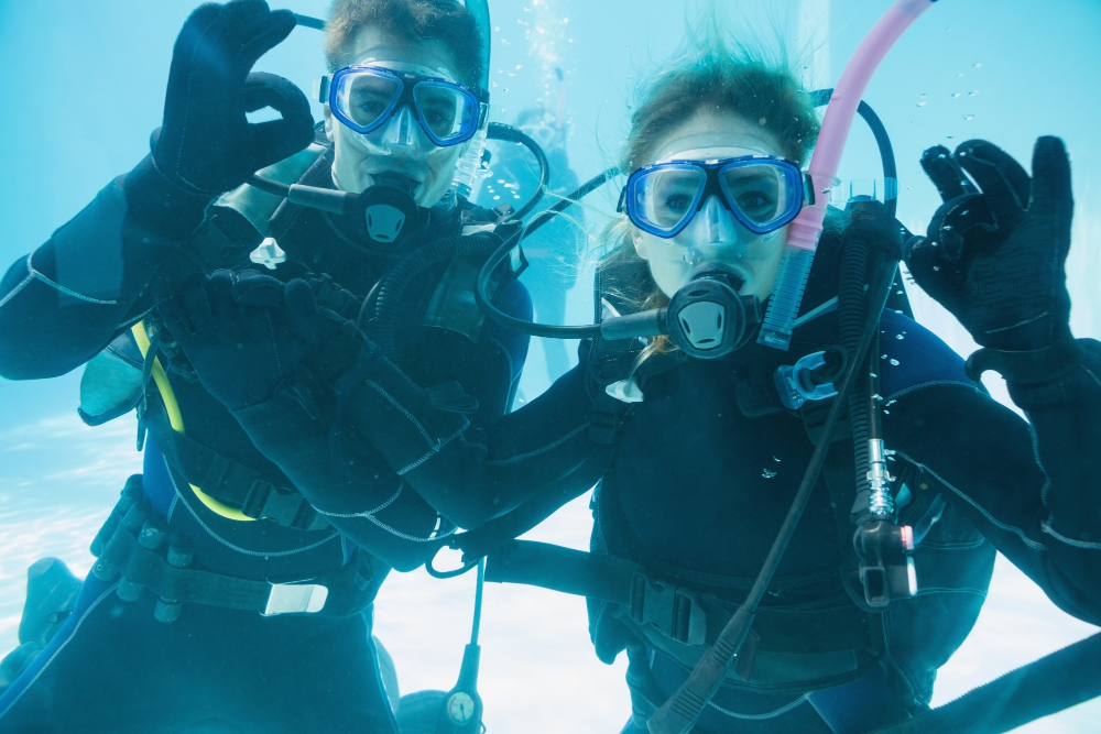 Zanurz się w przygodę z nurkowaniem z DIVE SERVICE